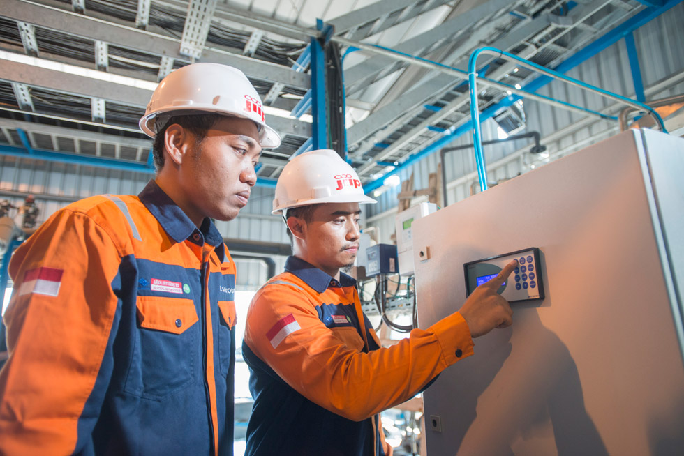 ​これは、JIIPE Gresik工業地帯で活動したトップ投資家のリストです。