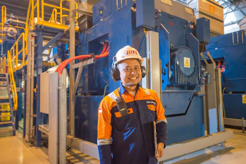 ​グレシックのJIIPE工業団地と地元労働者の雇用機会