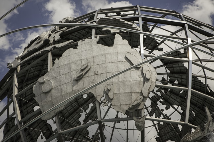 クリエイティブファイナンス：スラバヤグレシックJIIPE工業団地の1つである工業団地におけるコロナウイルスの影響を克服するためのスキーム